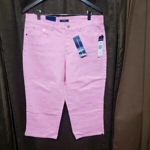 Chaps Women's Cropped Jeans in Pink Size 10 Slimming Fit Passion Pink NWT